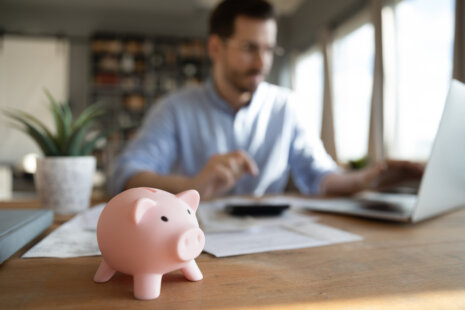 How Much Should A Small Business Have In Bank Account?